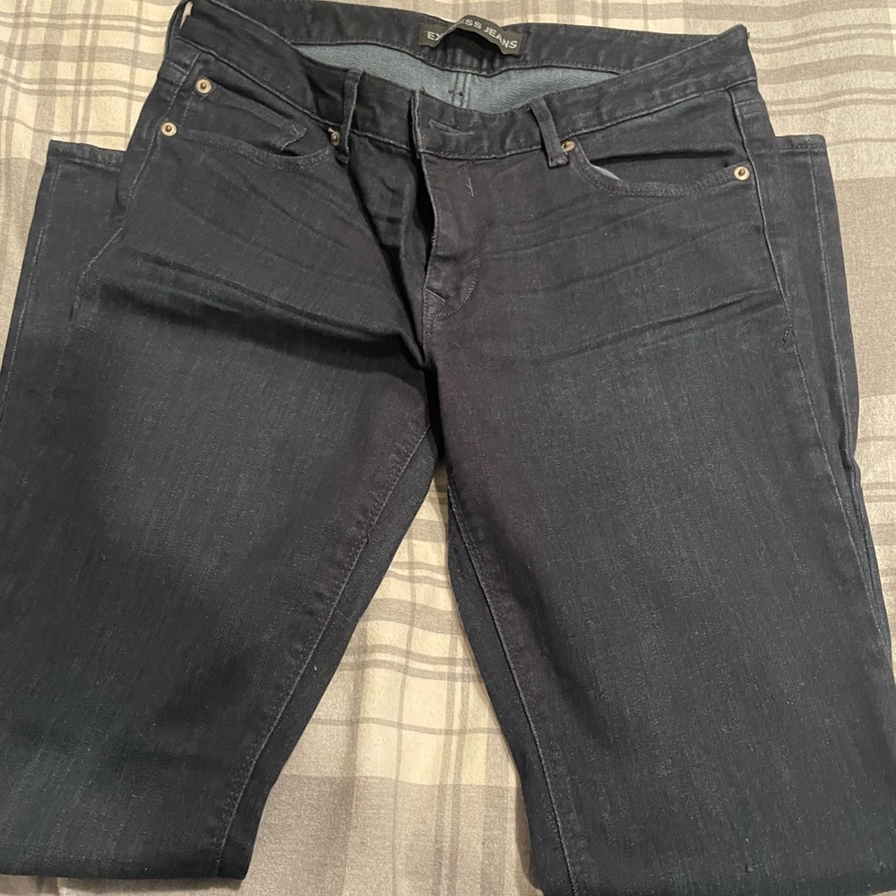 Lot of jeans. All are preloved but in great condition. - Picture 8 of 11